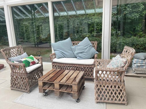 Large holiday home close to nature