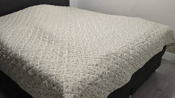 2 camere, Wi-Fi gratuito, lenzuola