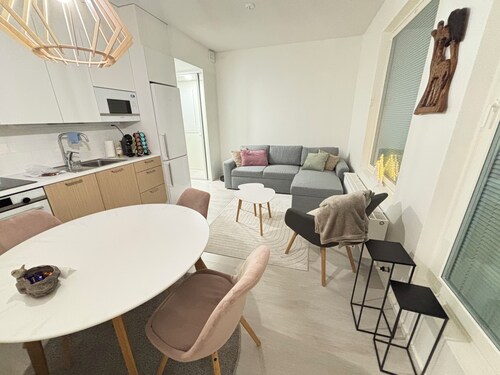 Metsämansikan helmi I Free parking, WiFi and Netflix