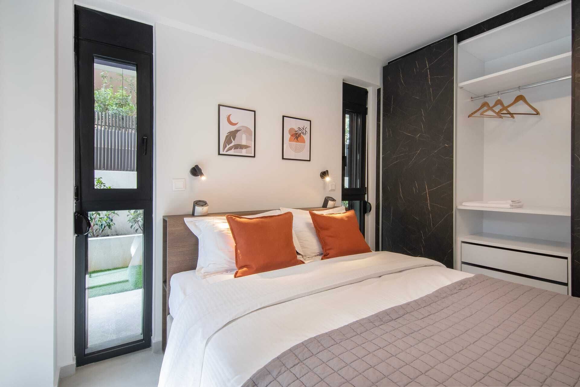 1 多间卧室、熨斗/熨衣板、上网接入、床单