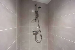 Dusche, Haartrockner