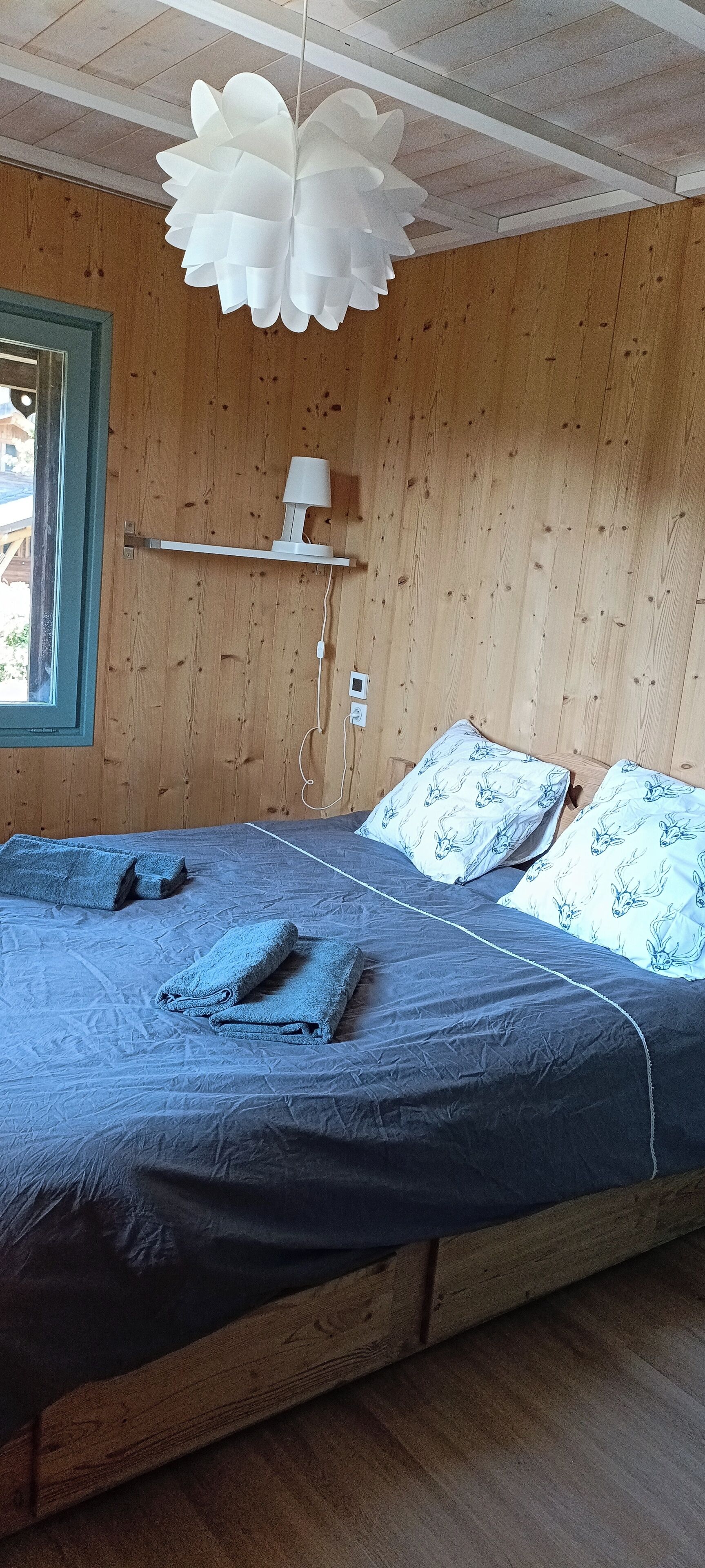 4 makuuhuonetta, Wi-Fi, vuodevaatteet