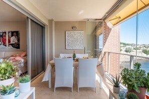 Outdoor dining - Beachfront flat (Calpe)
