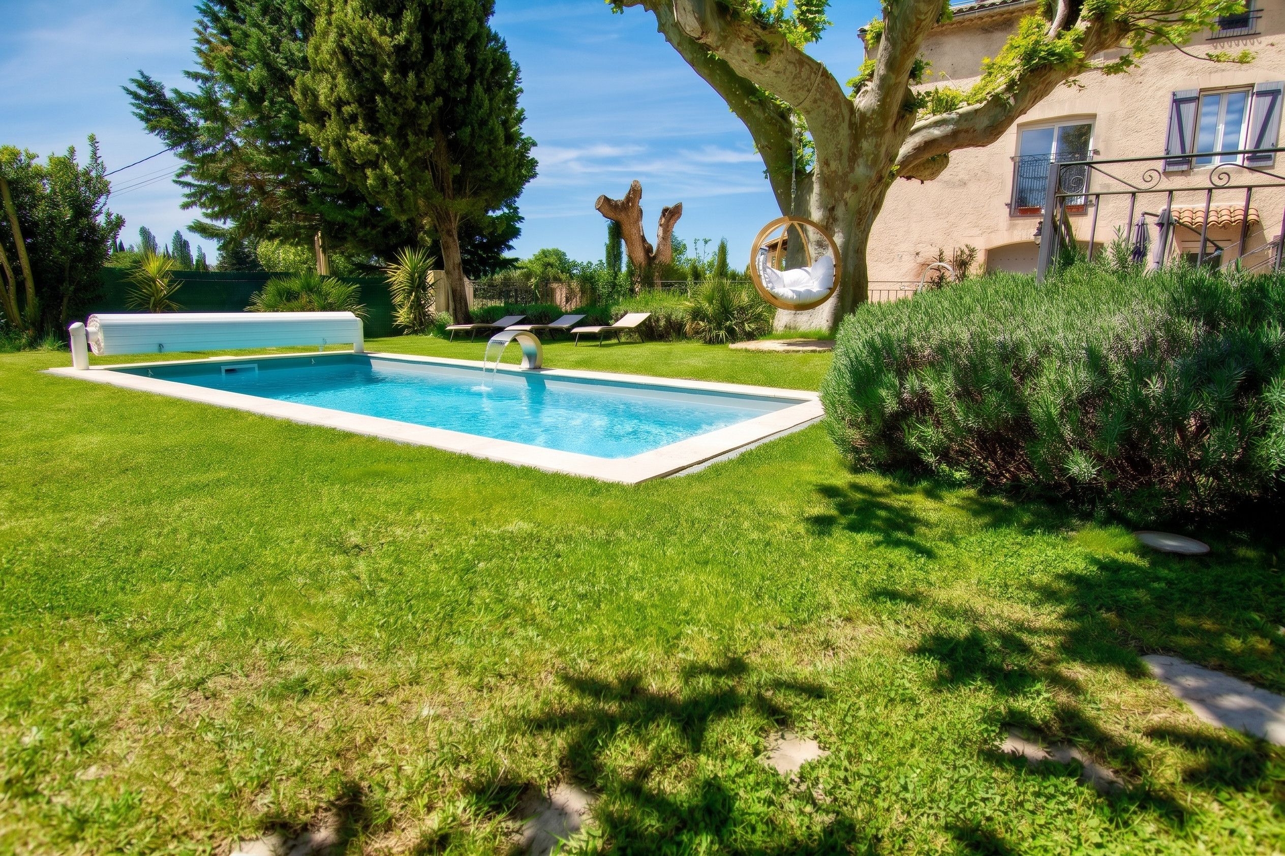 Vue sur piscine
