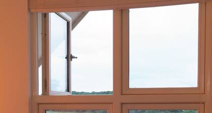 Riverside Haven in Woodbridge | Private Balcony