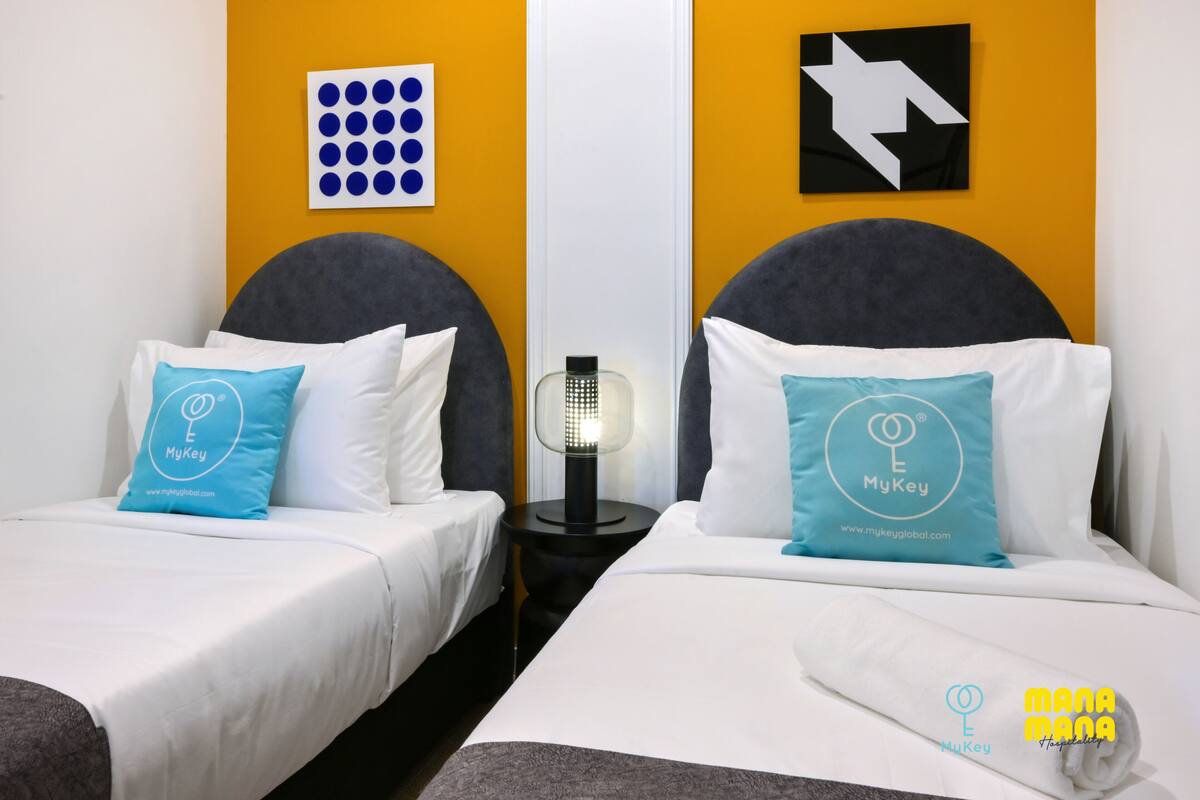 Family Room | Seterika/papan seterika, Wi-fi percuma