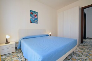 1 habitación, cuna de viaje, wifi gratis y ropa de cama 