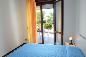 1 quarto, berço de viagem, Wi-Fi de cortesia, roupa de cama