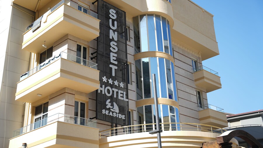 Sunset Hotel