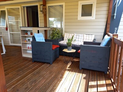 3-bedroom mobile home on the shores of Lake Biscarrosse