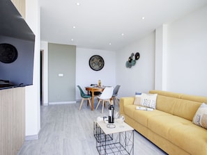 TV - Le Marigny by Interhome (Canet-Plage)