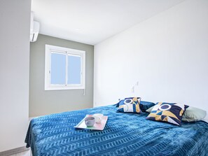 3 عدّة غرف نوم وخدمة الإنترنت