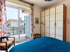 1 camera, accesso a Internet