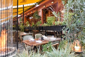 Restaurante al aire libre