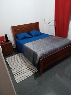 1 bedroom, iron/ironing board, WiFi, bed sheets