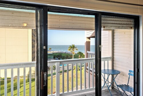 Beachfront Bargain! * Texas Gulf Coast!