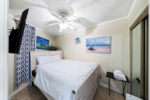 1 bedroom, free WiFi, bed sheets