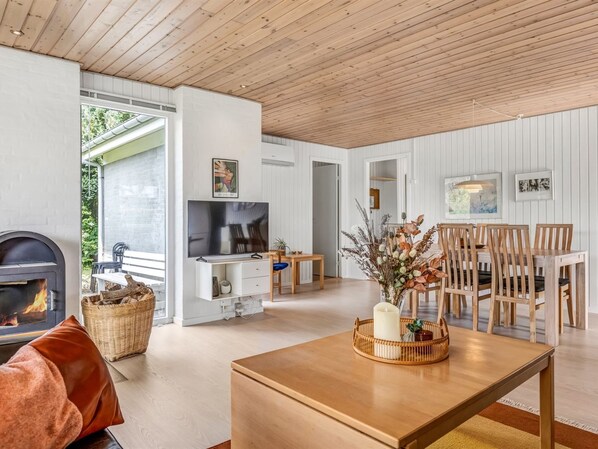 Interior - "Tolke" - 400m from the sea by Interhome (Hejls)