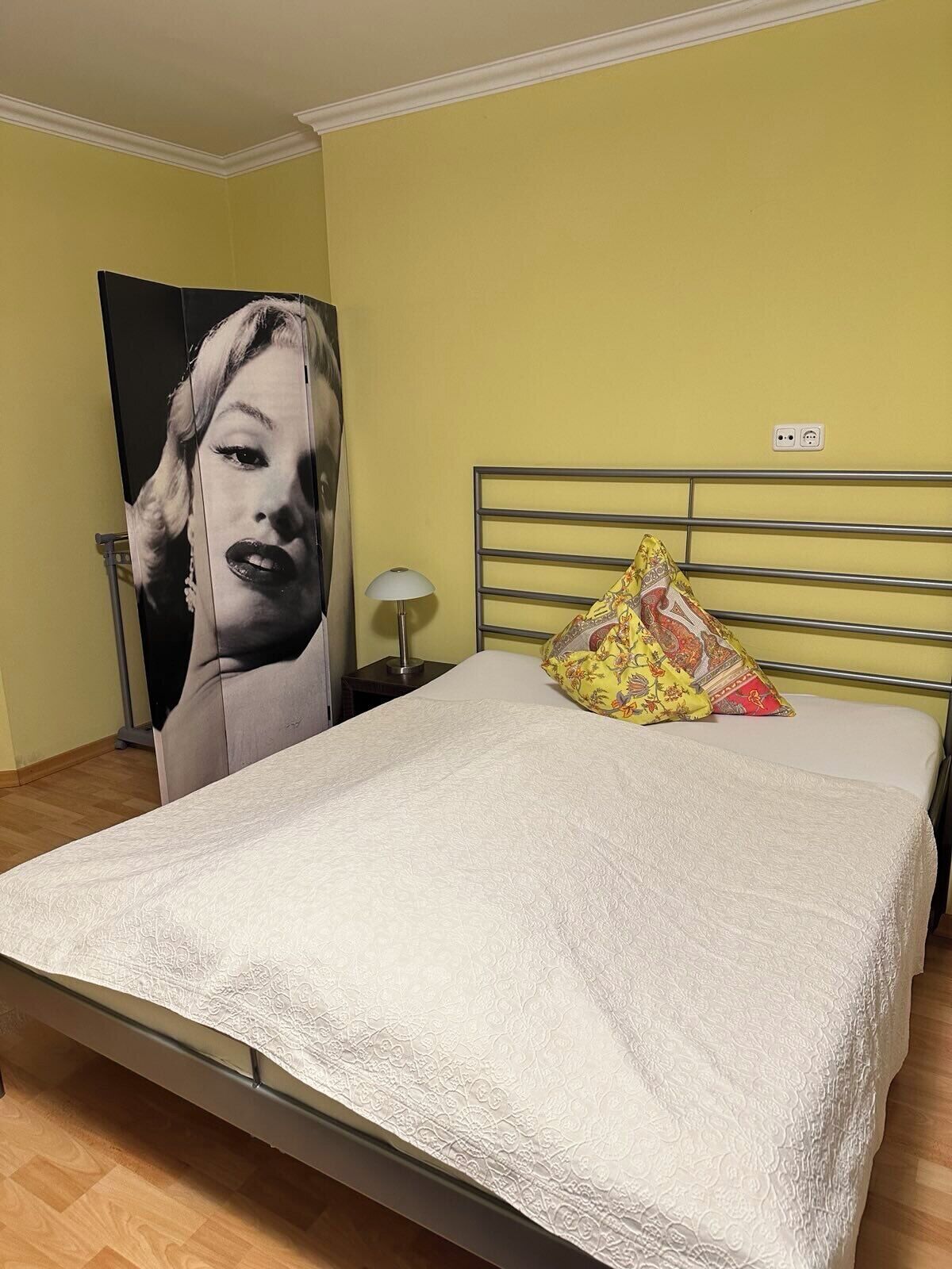 Comfort tweepersoonskamer, voor 1 persoon, balkon | Een laptopwerkplek