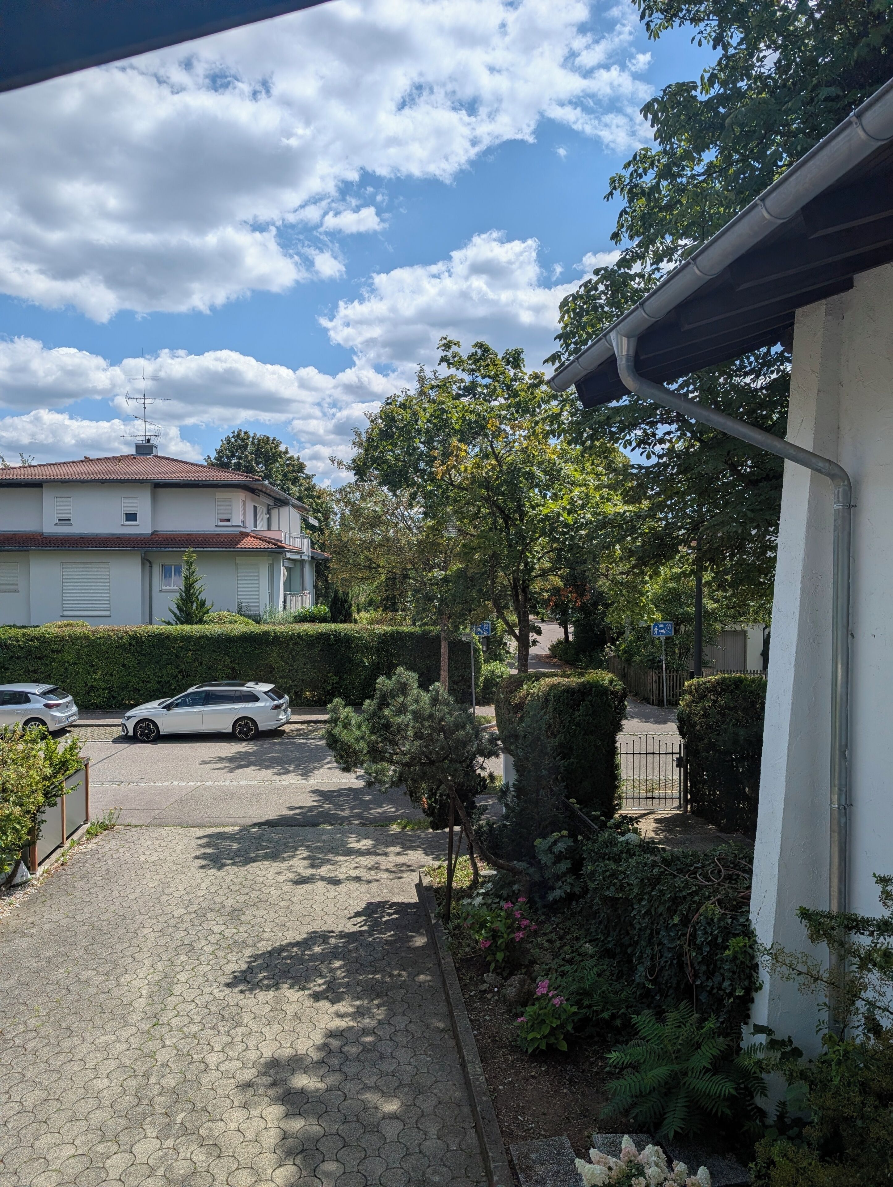 Deluxe Double Room Single Use, Non Smoking, Balcony | Street view
