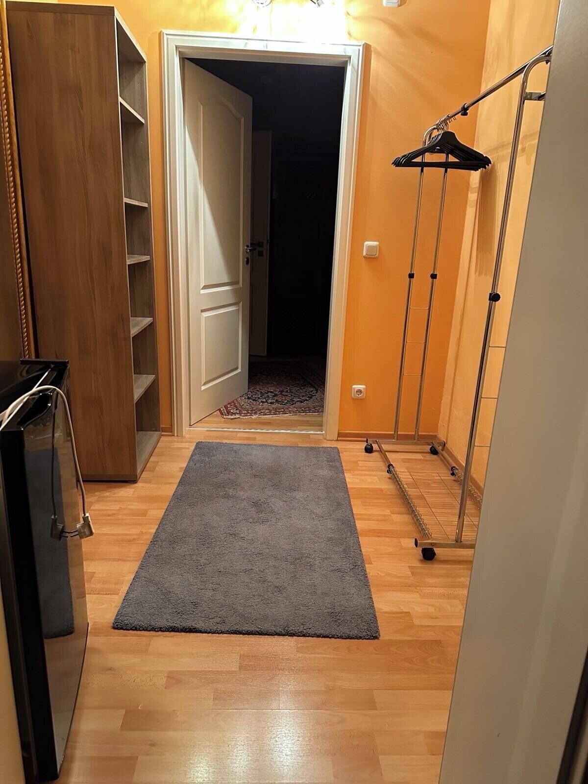 Deluxe-Doppelzimmer zur Einzelnutzung, Nichtraucher, Balkon | Wohnbereich | Flachbildfernseher