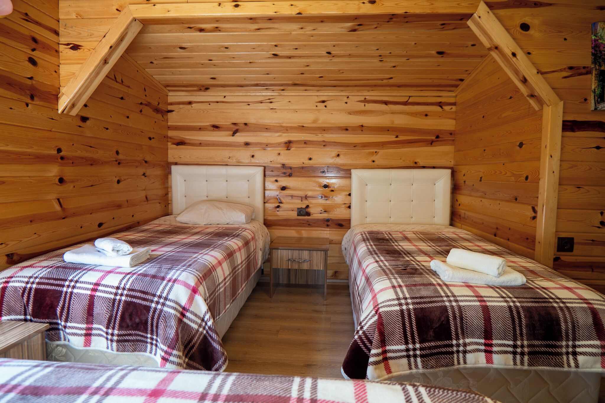 Desk, laptop workspace, free WiFi