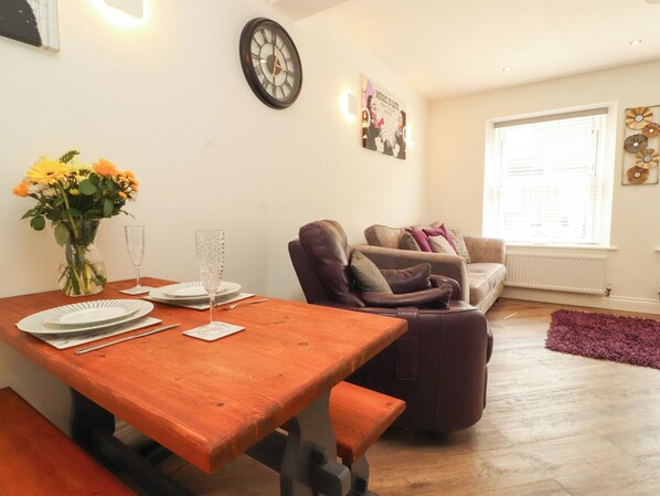 Interior - Lakes View Apartment 1 (Carnforth)