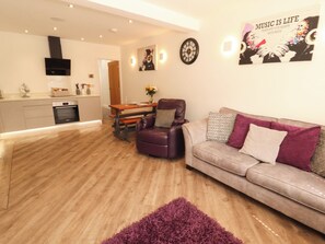 Living area - Lakes View Apartment 1 (Carnforth)