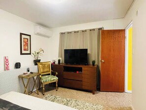 Tabla de planchar con plancha y wifi gratis