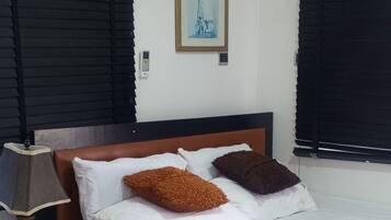 1 bedroom, iron/ironing board, WiFi