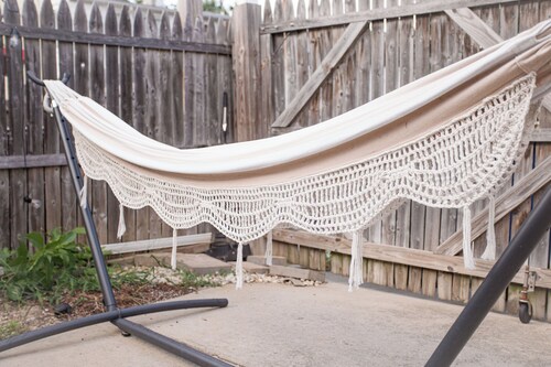 Cozy 2 Bedroom DC Stay w Private Patio + Fire-pit