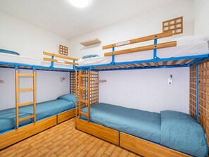 1 bedroom, free WiFi - Apartment for 8, sea view and Wi-Fi (Roquebrune-Cap-Martin)