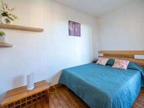 1 bedroom, free WiFi - Apartment for 8, sea view and Wi-Fi (Roquebrune-Cap-Martin)