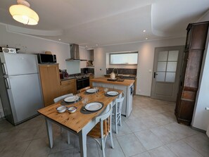 Fridge, microwave, dishwasher