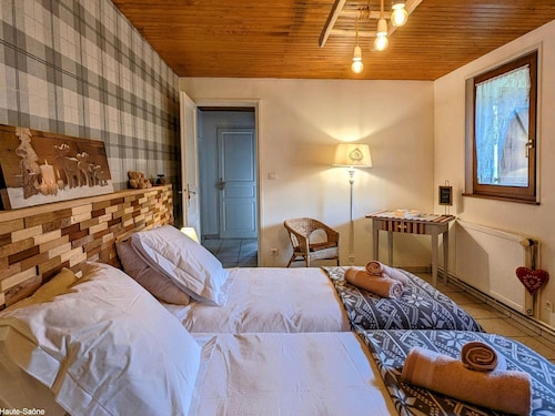 Familienfreundliches Ferienhaus mit Garten und Parkplatz in Héricourt, nahe Belfort