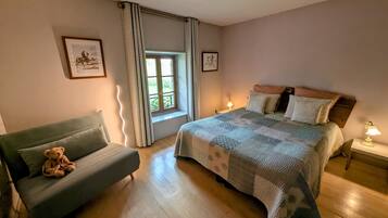 3 chambres, Wi-Fi gratuit, draps fournis