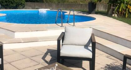 Maison de charme Ă Velet avec piscine et terrasse