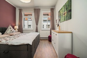 1 bedroom, free WiFi, bed sheets