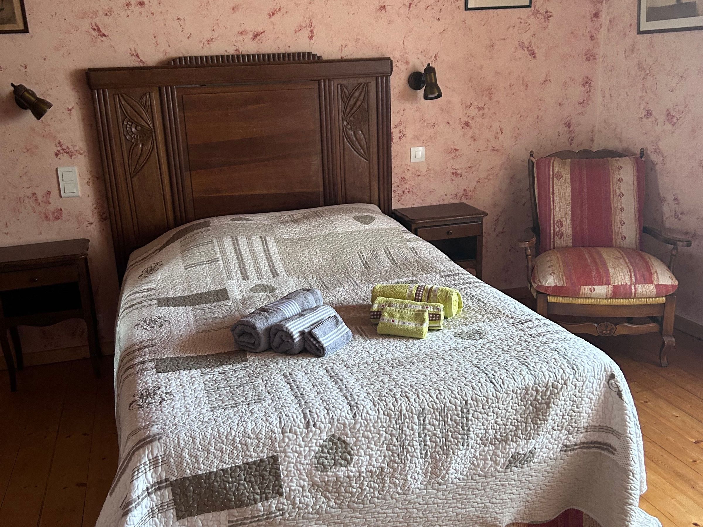 3 chambres, accès au Wi-Fi (inclus)