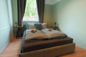 1 bedroom, free WiFi, bed sheets