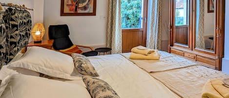 6 chambres, Wi-Fi gratuit, draps fournis