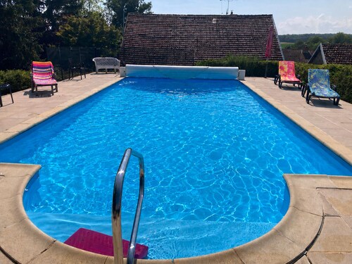 Maison ancienne rénovée avec piscine, à Brotte-lès-Ray