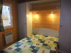 2 bedrooms