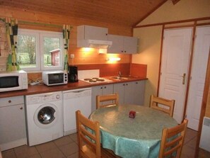 Fridge, microwave, dishwasher