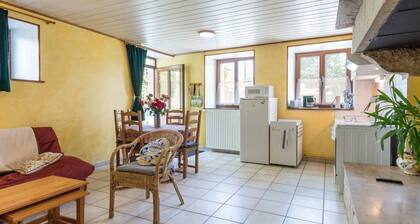 Gßte confortable de plain-pied à Confracourt, nature et détente