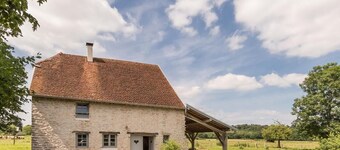 Cottage in the Valley, private garden, capacity 6 pers.