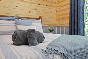 1 chambre, bureau, fer et planche à repasser, Wi-Fi