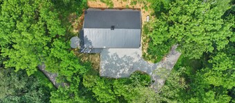 Modern Nature Cabin | Private Escape in the Forest