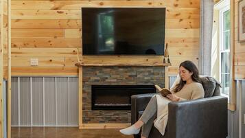 TV, fireplace, offices