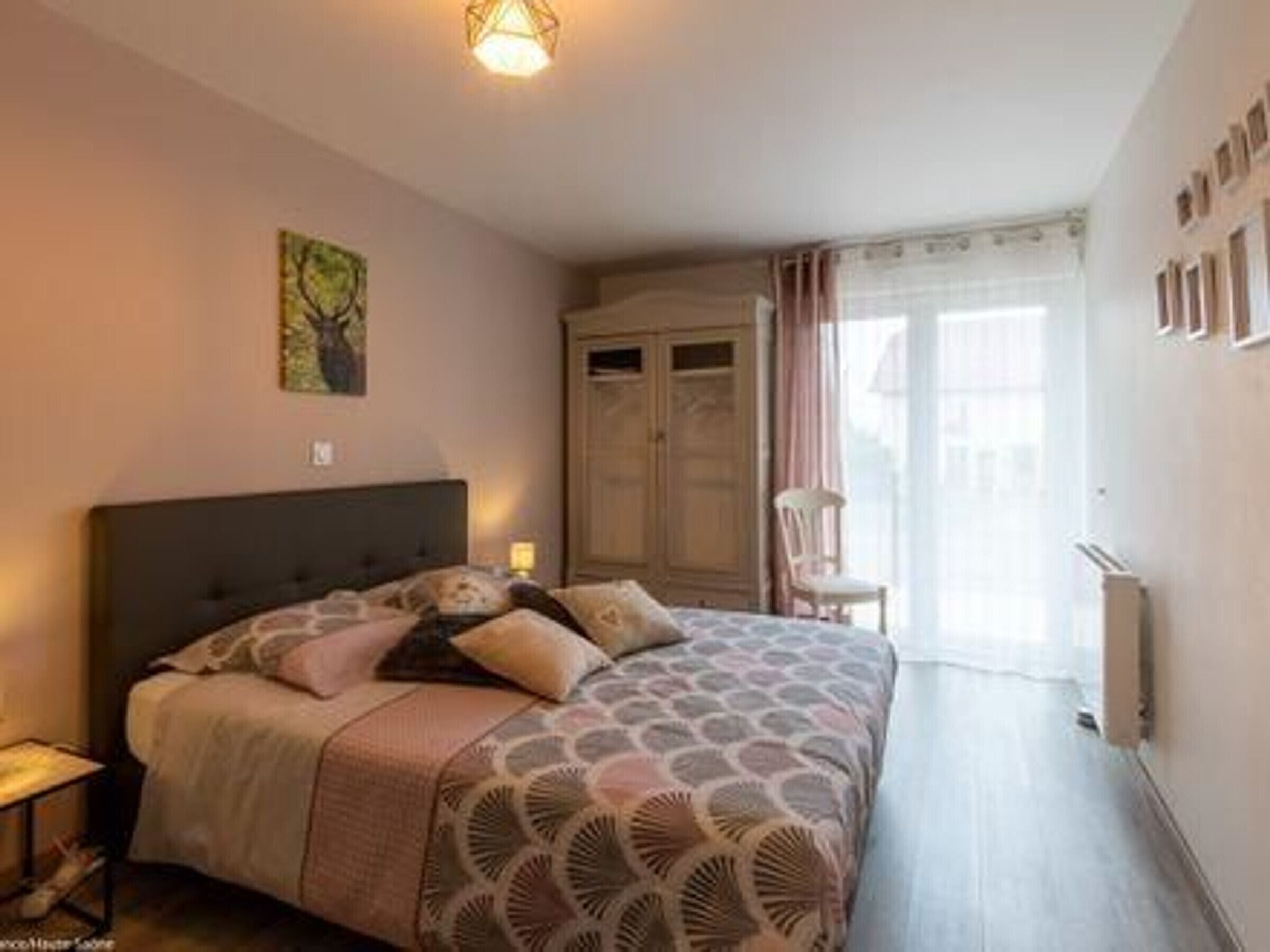 2 habitaciones, wifi gratis y ropa de cama 